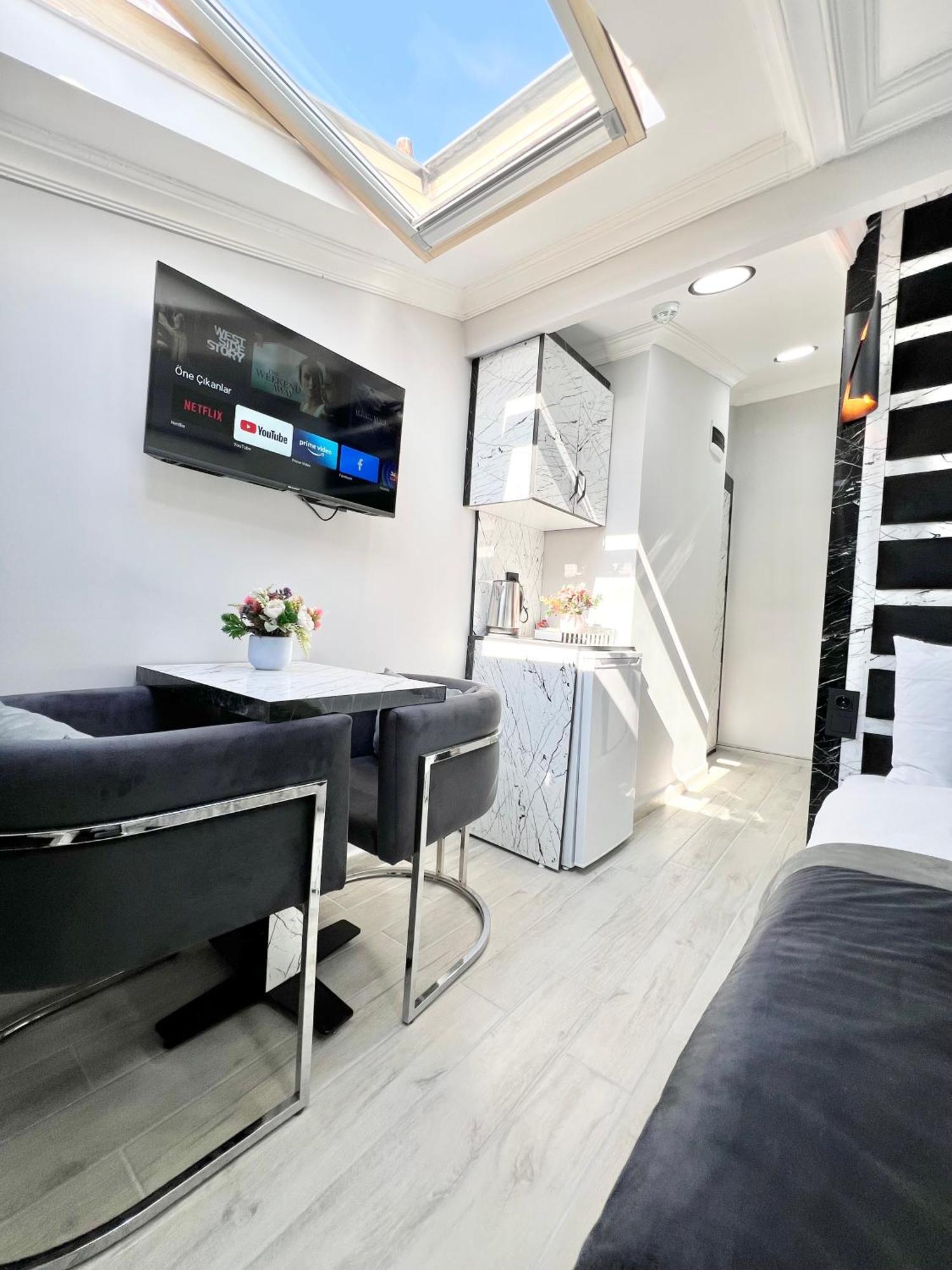 Taksim Larissa Hotel Suites Istambul Exterior foto